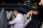 Aamir Khan injured and snapped at airport  on 16th Nov 2015